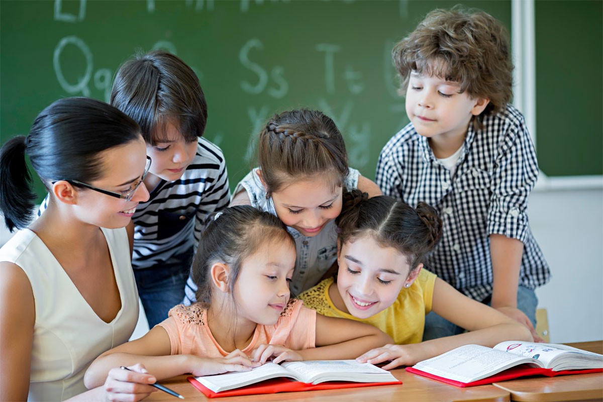 image of students with teacher 